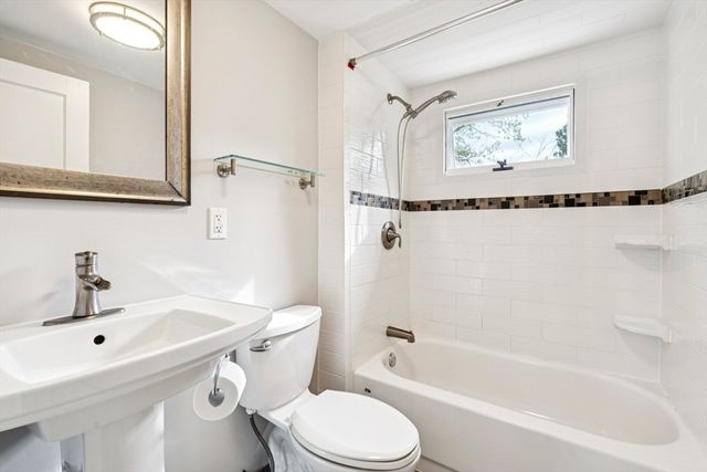186 Granite Ave, Milton, MA 02186