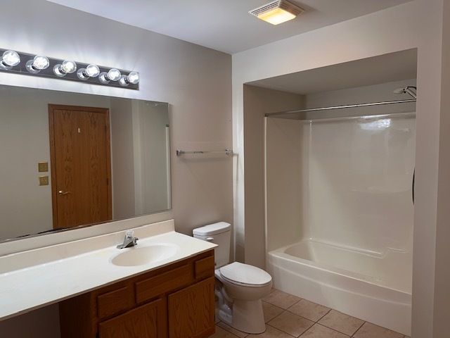 13902 S Cambridge Circle 13902, Plainfield, IL 60544
