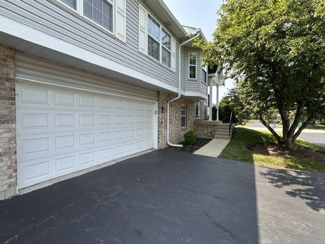 13902 S Cambridge Circle 13902, Plainfield, IL 60544