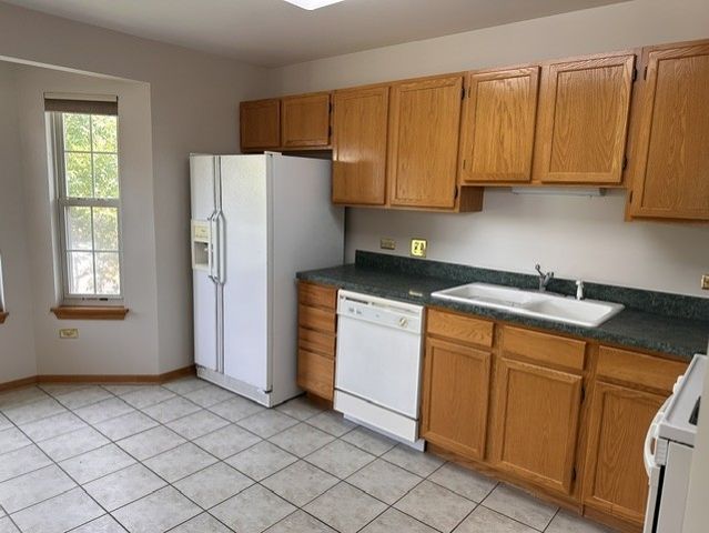 13902 S Cambridge Circle 13902, Plainfield, IL 60544