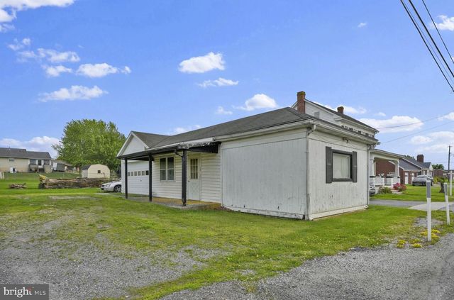 799 HANOVER PIKE, Littlestown, PA 17340