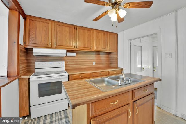 799 HANOVER PIKE, Littlestown, PA 17340