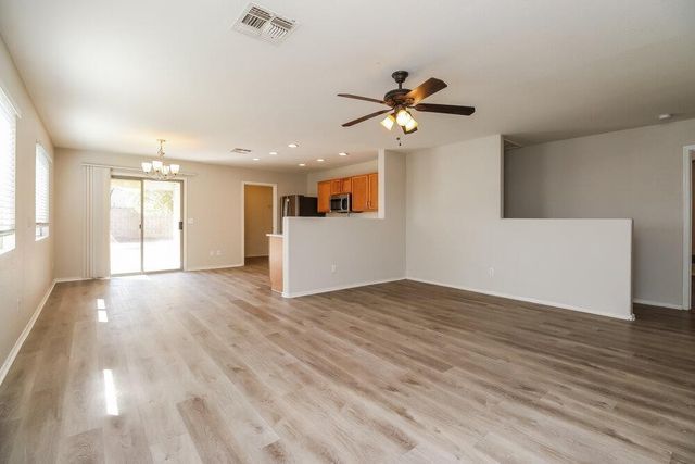 1191 E Desert Moon Trail, San Tan Valley, AZ 85143