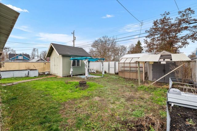 2715 E Diamond Ave, Spokane, WA 99217