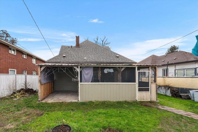 2715 E Diamond Ave, Spokane, WA 99217