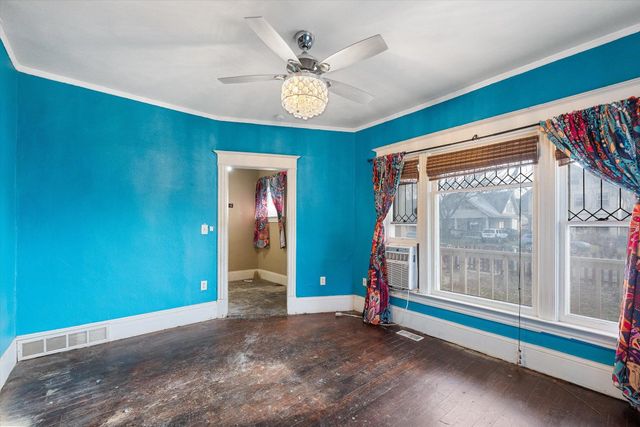 2715 E Diamond Ave, Spokane, WA 99217