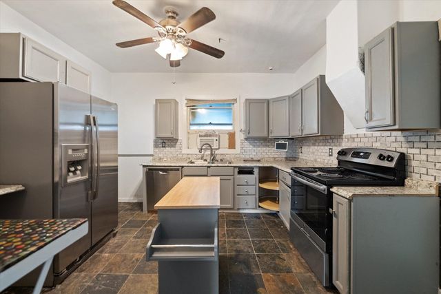 2715 E Diamond Ave, Spokane, WA 99217