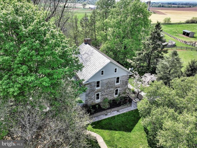 177 VALLEY LN, Annville, PA 17003