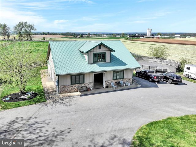 177 VALLEY LN, Annville, PA 17003