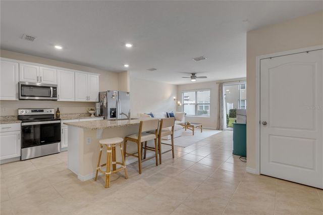 60 BELLA OAKS DRIVE, Port Orange, FL 32129