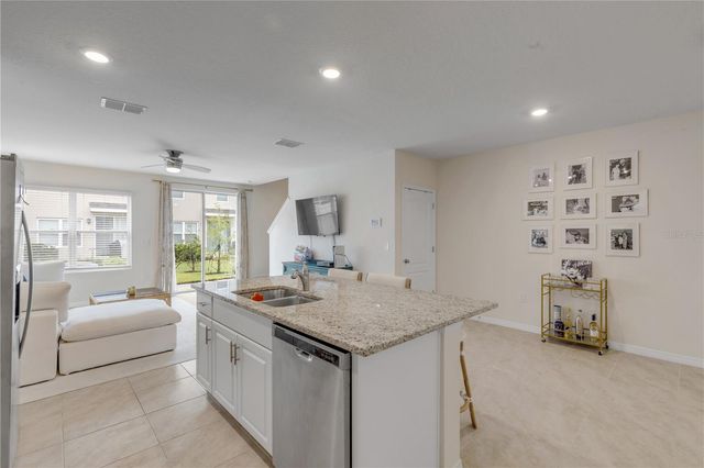 60 BELLA OAKS DRIVE, Port Orange, FL 32129
