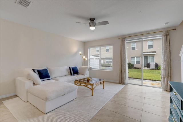 60 BELLA OAKS DRIVE, Port Orange, FL 32129