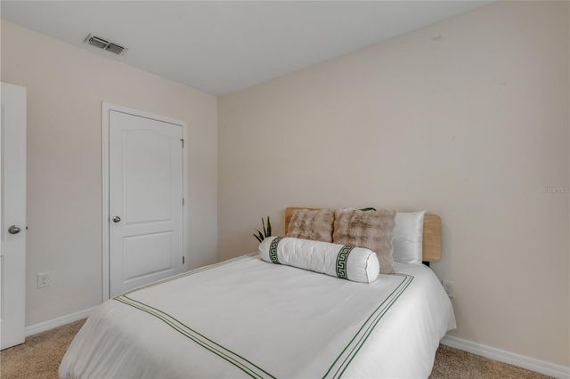 60 BELLA OAKS DRIVE, Port Orange, FL 32129