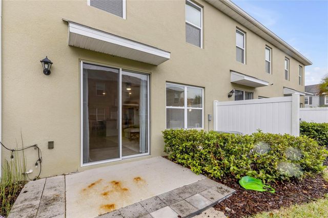 60 BELLA OAKS DRIVE, Port Orange, FL 32129