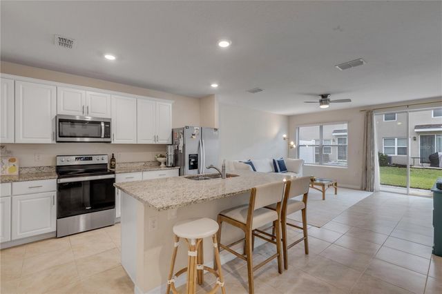 60 BELLA OAKS DRIVE, Port Orange, FL 32129