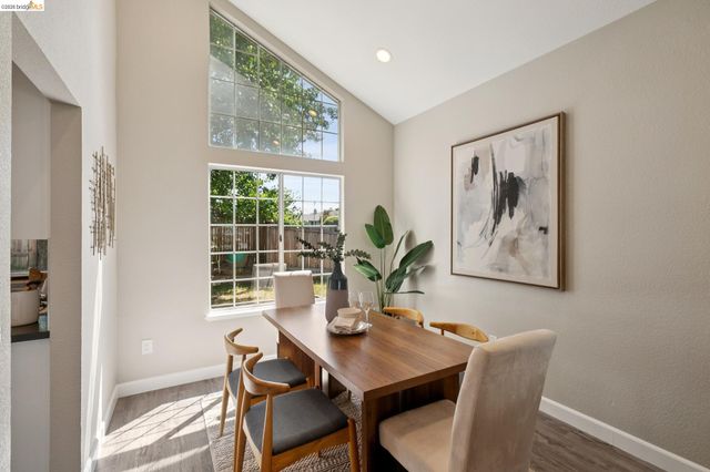 3400 Cobblestone Dr, Rocklin, CA 95765