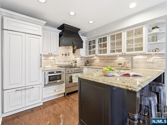 211 3rd Street 1, Hoboken, NJ 07030