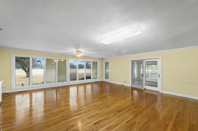 2091 NW Griffith Drive, Orangeburg, SC 29118