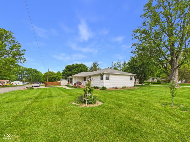 900 Maple Street, Middletown, IN 47356