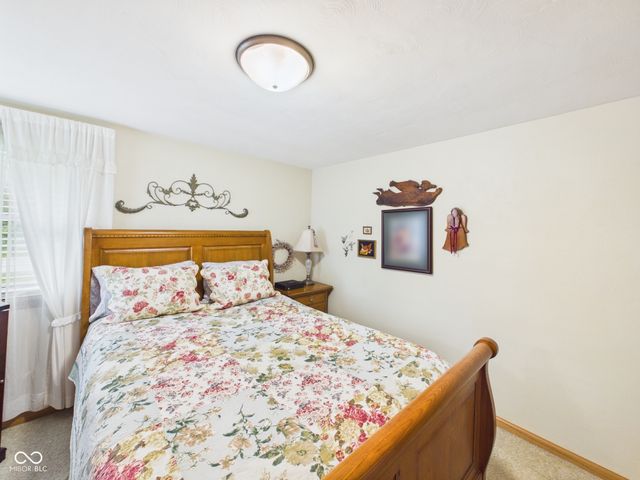 900 Maple Street, Middletown, IN 47356