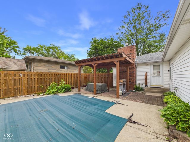 900 Maple Street, Middletown, IN 47356