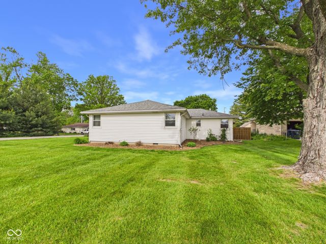 900 Maple Street, Middletown, IN 47356