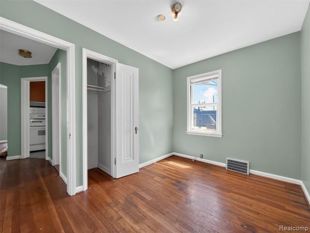 11529 Roxbury Street, Detroit, MI 48224