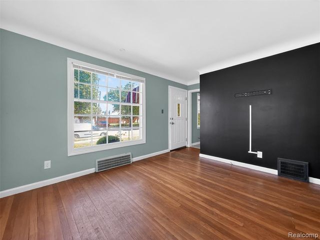 11529 Roxbury Street, Detroit, MI 48224