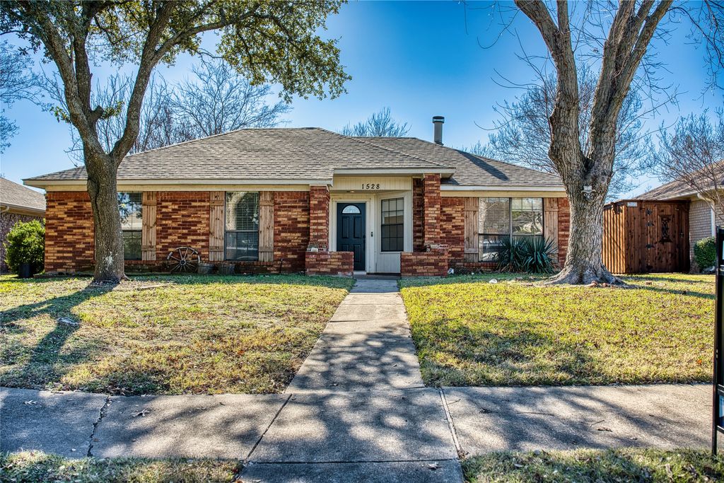 1528 Mayflower Drive, Allen, TX 75002