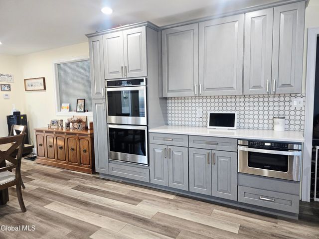 730 McKay Road, Amsterdam, NY 12010