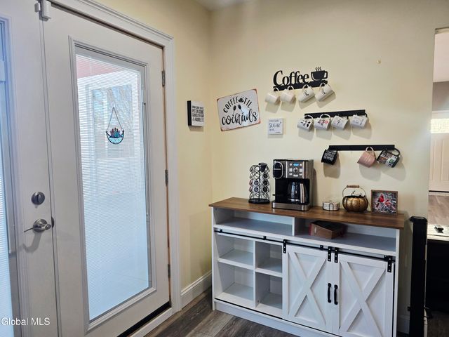 730 McKay Road, Amsterdam, NY 12010