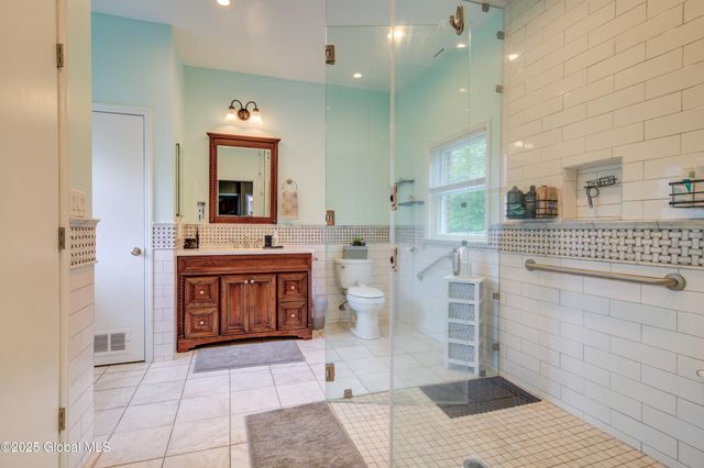 730 McKay Road, Amsterdam, NY 12010