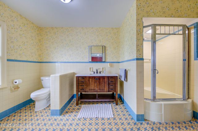 730 McKay Road, Amsterdam, NY 12010