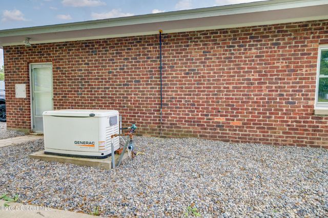 730 McKay Road, Amsterdam, NY 12010