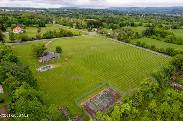 730 McKay Road, Amsterdam, NY 12010