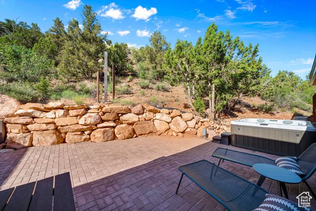 112 CANYON CV, Springdale, UT 84767