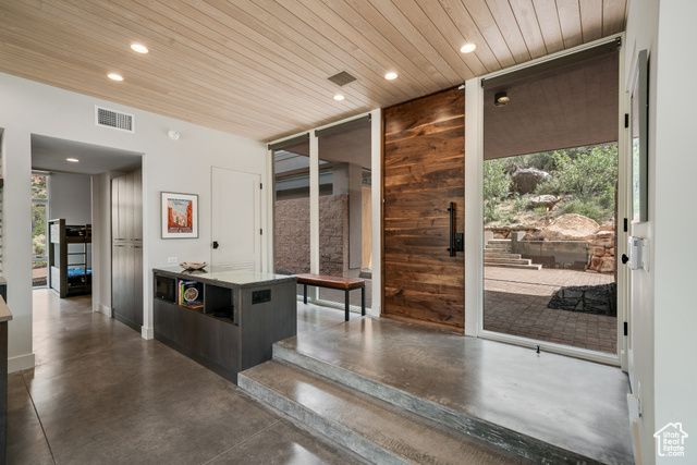 112 CANYON CV, Springdale, UT 84767