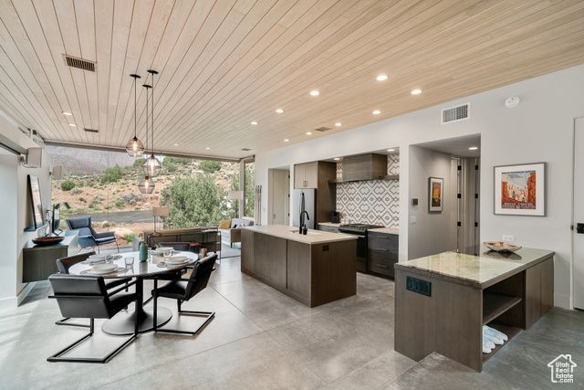 112 CANYON CV, Springdale, UT 84767