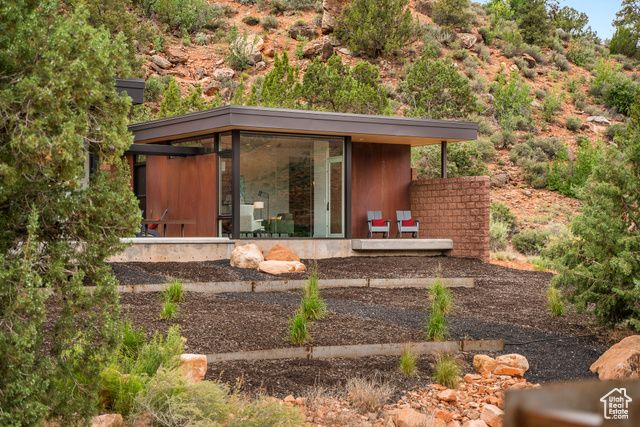 112 CANYON CV, Springdale, UT 84767