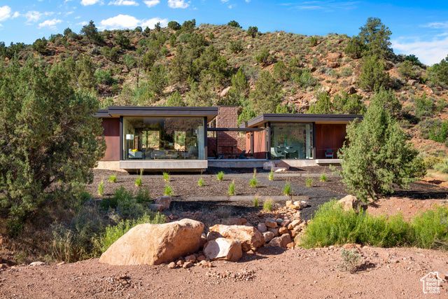 112 CANYON CV, Springdale, UT 84767