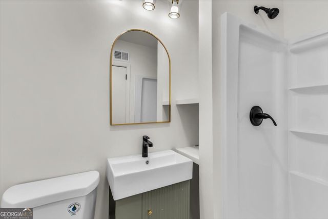 2223 E De Renne Avenue, Savannah, GA 31406