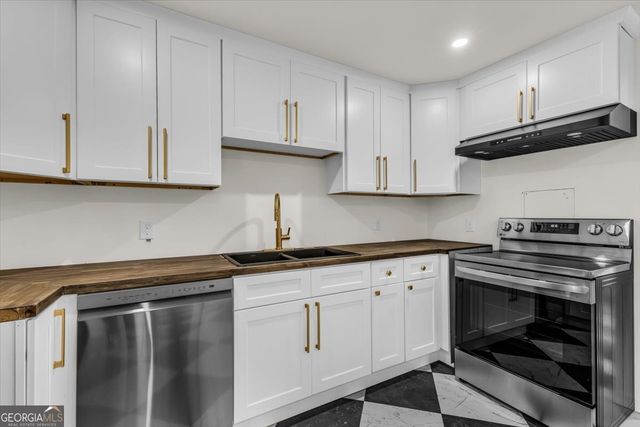 2223 E De Renne Avenue, Savannah, GA 31406