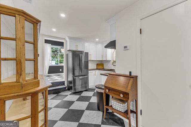 2223 E De Renne Avenue, Savannah, GA 31406