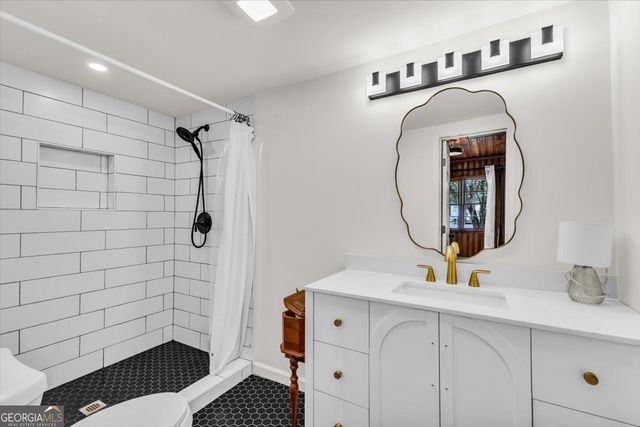 2223 E De Renne Avenue, Savannah, GA 31406