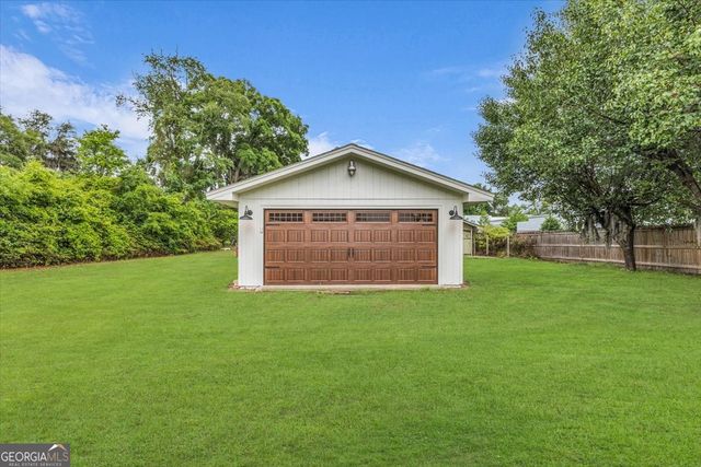 2223 E De Renne Avenue, Savannah, GA 31406