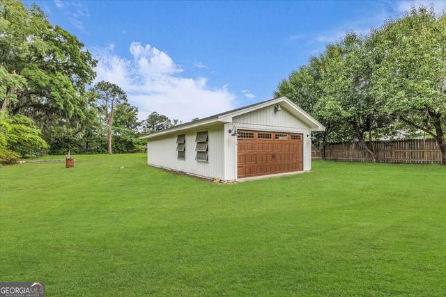 2223 E De Renne Avenue, Savannah, GA 31406