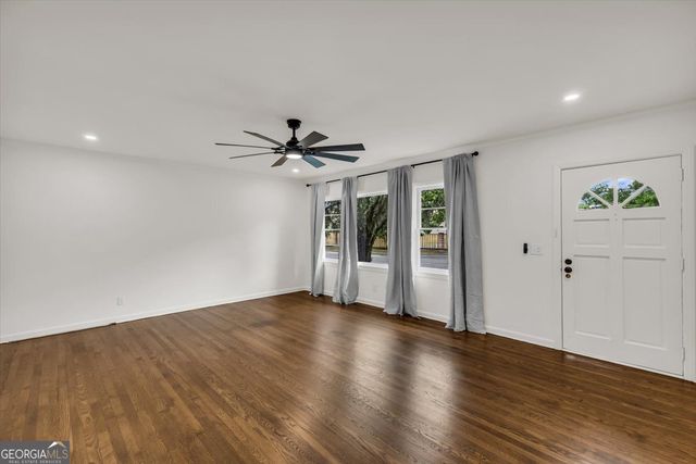 2223 E De Renne Avenue, Savannah, GA 31406