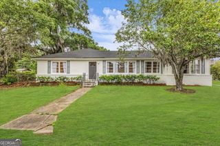 2223 E De Renne Avenue, Savannah, GA 31406