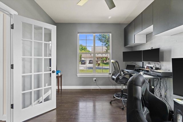 7989 S River COURT, Franklin, WI 53132