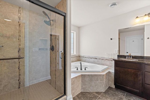 7989 S River COURT, Franklin, WI 53132